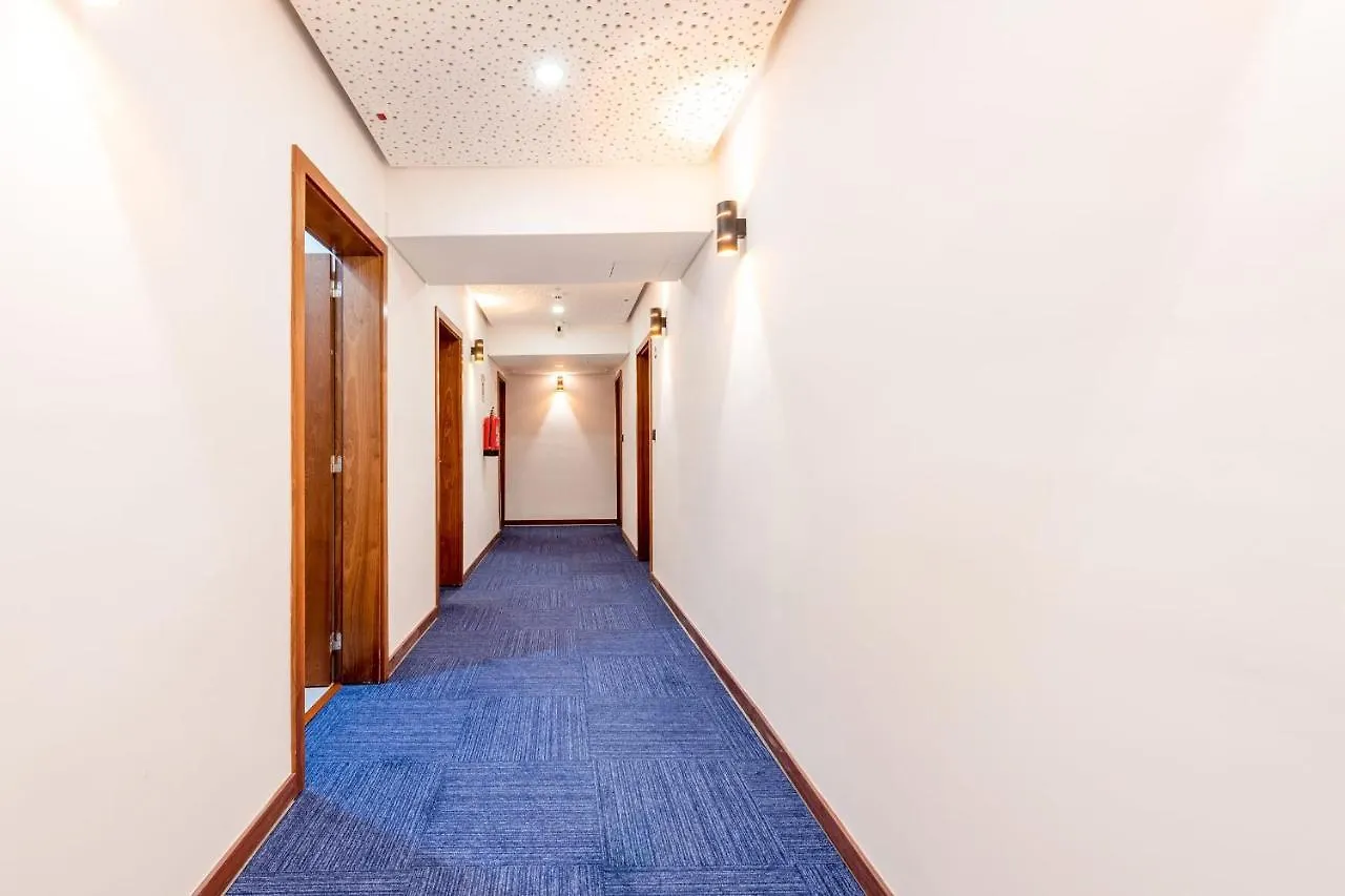 Guestready - Prime Inns Studio 3 - Campo Pequeno Лиссабон 0*,  Португалия